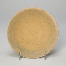 Lobed Dish with Overlapping Lotus Leaves, late Tang dynasty or Five Dynasties period, 9th cent. Creator: Unknown