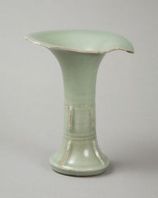 Longquan celadon gu vase, 12th century
