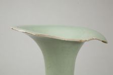 Longquan celadon gu vase, 12th century