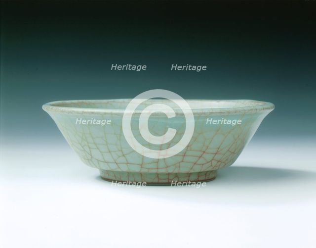 Longquan bowl with Guan type crackled celadon glaze, Southern Song dynasty, China, 13th century. Artist: Unknown