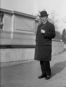 London, Meyer. Rep. from New York, 1915-1919, 1921-1923, 1916. Creator: Harris & Ewing