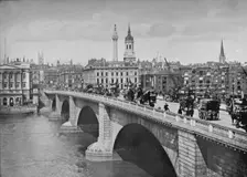 London Bridge, City of London, 1911. Artist: Pictorial Agency