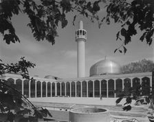 London Central Mosque and The Islamic Cultural Centre, Park Road, Regent's Park, GLA, 03/06/1977. Creator: John Laing plc