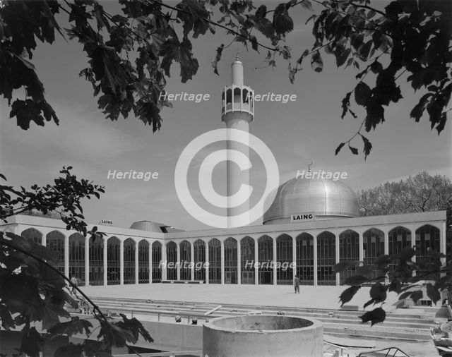London Central Mosque and The Islamic Cultural Centre, Park Road, Regent's Park, GLA, 03/06/1977. Creator: John Laing plc.