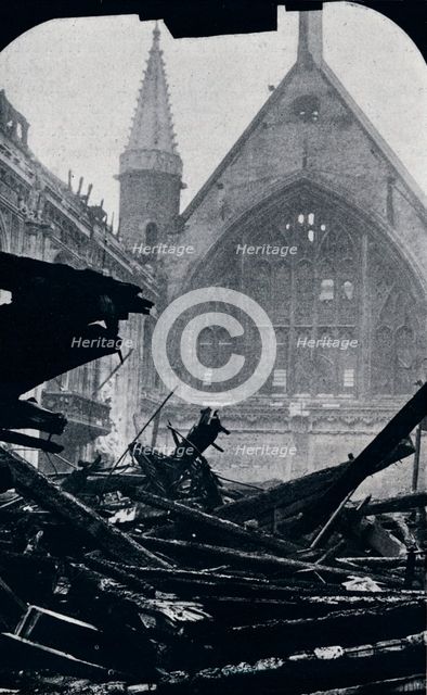'London's Guildhall after the fire of December 29th December 1940'. Artist: Unknown.