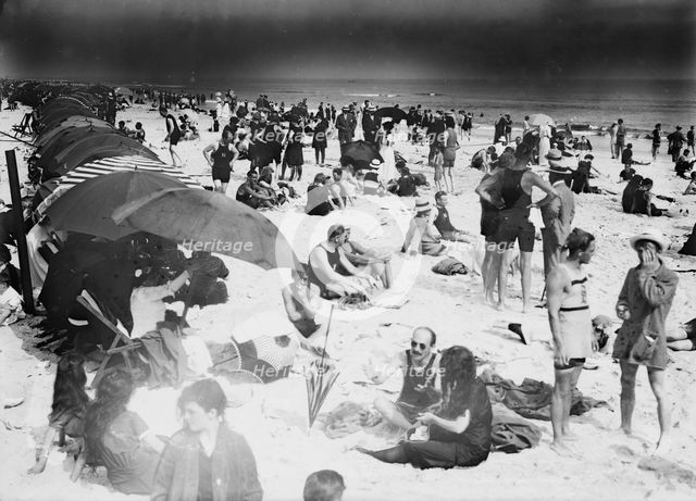 Long Beach, between c1910 and c1915. Creator: Bain News Service.