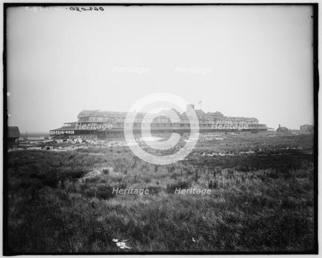 Long Beach Hotel, Long Beach, Long Island, N.Y., between 1900 and 1905. Creator: Unknown.