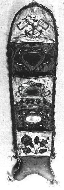 Long Housewife, England, 19th century. Creator: Unknown