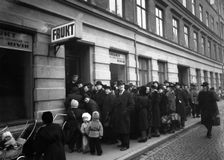 Long queue outside a shop selling fresh fruit, Malmö, Sweden, 1948. Creator: Otto Ohm