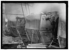 Long rag washer, between 1912 and 1917. Creator: Harris & Ewing