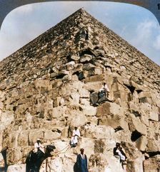 Looking up the northeast corner of the Great Pyramid, Egypt 1905. Creator: Underwood & Underwood