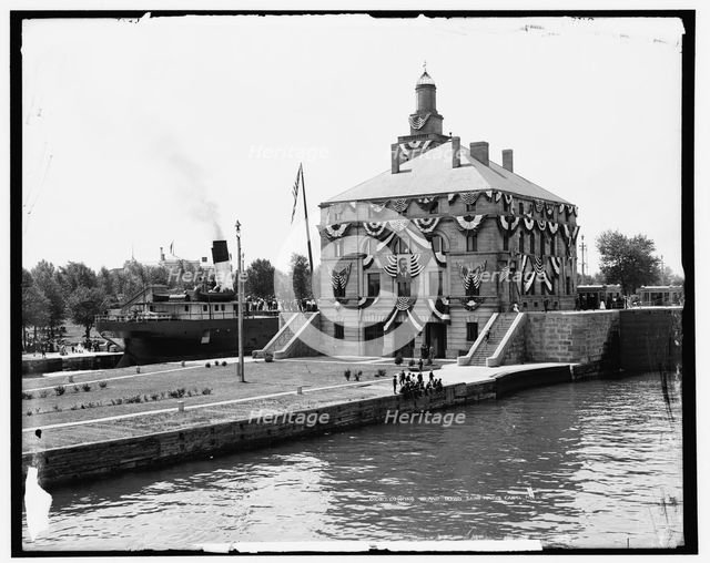 Looking up and down Saint Mary's canal, Mich., 1905. Creator: Unknown.