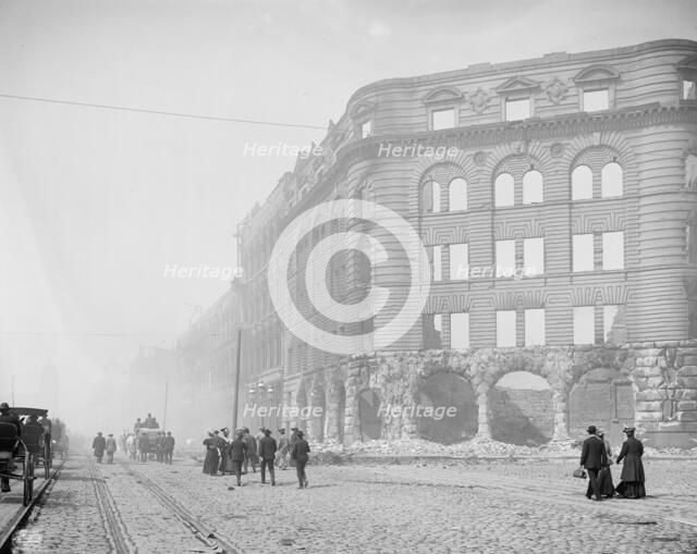 Looking up Market St. from near ferry, San Francisco, Cal., c1906. Creator: Unknown.