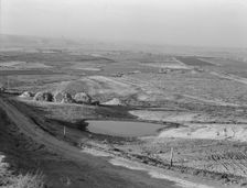 Looking across the Malheur Valley from Lincoln Bench, Malheur County, Oregon, 1939. Creator: Dorothea Lange