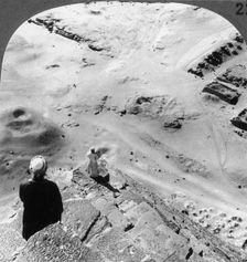 Looking down the southwest corner of the Great Pyramid, Egypt 1905.Artist: Underwood & Underwood