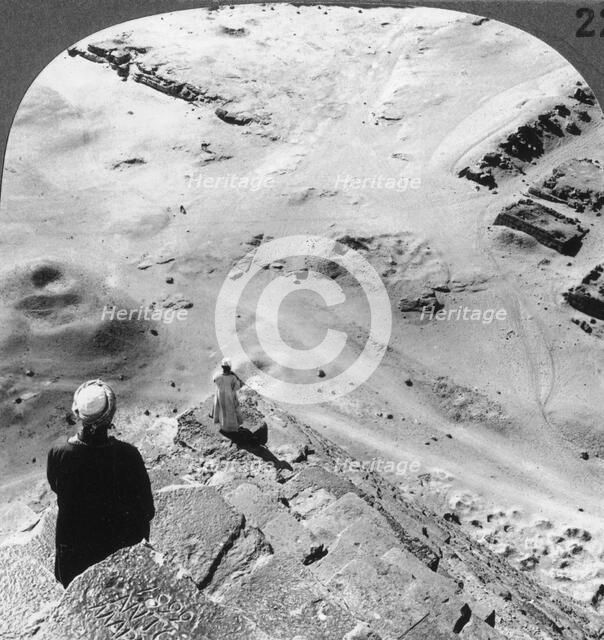 'Looking down the southwest corner of the Great Pyramid, Egypt', 1905.Artist: Underwood & Underwood