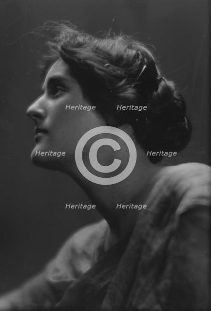Loos, Helen, Miss, portrait photograph, 1914 Mar. 6. Creator: Arnold Genthe.