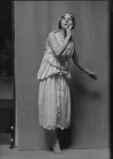 Lopoukhova, Lydia, Miss, 1914 Feb. 4. Creator: Arnold Genthe