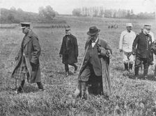 Lord Kitchener's visit to the front: Lord Kitcheneer, M. Millerand, and General Joffre leaving afte
