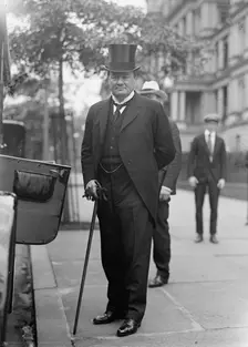 Lord Northcliffe, 1917. Creator: Harris & Ewing