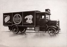 Lorry in Fox's Glacier Mints livery, 1925
