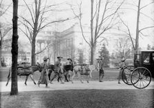 Los Angeles Hikers Who Brought White Plague Cure To President Wilson, at White House, 1914. Creator: Harris & Ewing