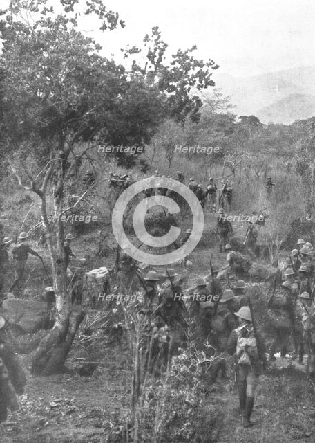 'La conquete des colonies Africaines de l'Allemagne; troupes britanniques en marche..., c1915. Creator: Unknown.