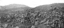 La campagne d'hiver en Orient; Au Nord de Monastir, le 18 mars 1917: le 272 regiment..., 1917. Creator: Unknown