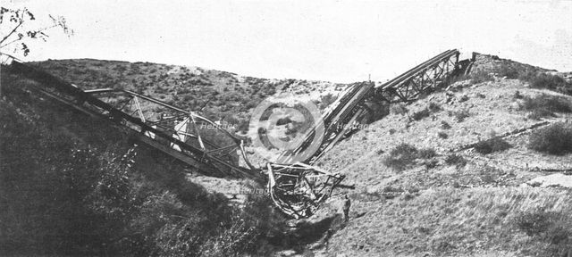 'La Campagne Macedonienne; le viaduc d'Ekchisou, detruit par les Bulgares dans leurr retraite', 1916 Creator: Unknown.