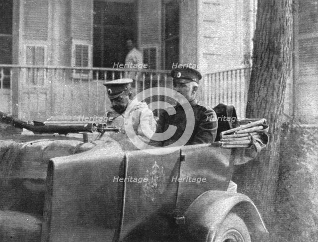 ''La capitulation Bulgare; Le general Loukof, accompagne d'un officier bulgare, quitte..., 1918. Creator: Unknown.