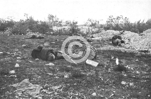 'La bataille de Champagne; L'ennemi, malgre son desarroi, nous opposa une vive..., 1915 (1924). Creator: Unknown.