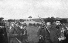 'La Bataille de la Marne; Un bataillon en ligne de sections monte au feu 1914. Creator: Unknown