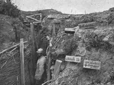 'La Bataille de la Somme; ancienne tranchee allemands 1916. Creator: Unknown