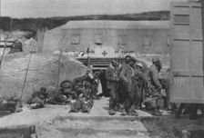 'La Bataille de la Somme; Blesses allemands au poste d'evacuation 1916. Creator: Unknown