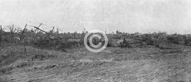 'La Bataille de la Somme; En terrain reconquis: les formidables reseaux allemands..., 1916. Creator: Unknown.
