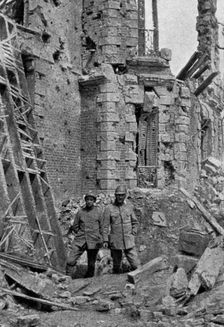 La Bataille de la Somme; Etat actuel du chateau de la Maisonnette 1916. Creator: Unknown