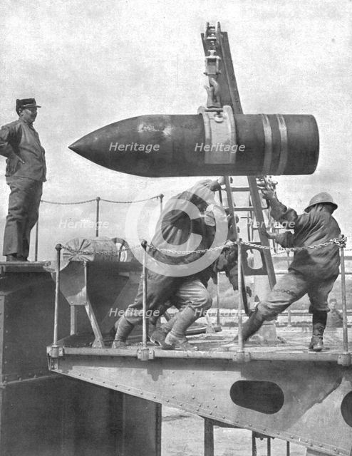 'La Bataille de la Somme; L'obus de 400: Preparation de l'action sur le front francais..., 1916. Creator: Unknown.