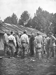 La Bataille de la Somme; La recompense d'un groupe de braves 1916. Creator: Unknown
