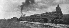 'La Bataille de la Somme; Projectiles d'artillerie lourde transportes vers le front 1916. Creator: Unknown