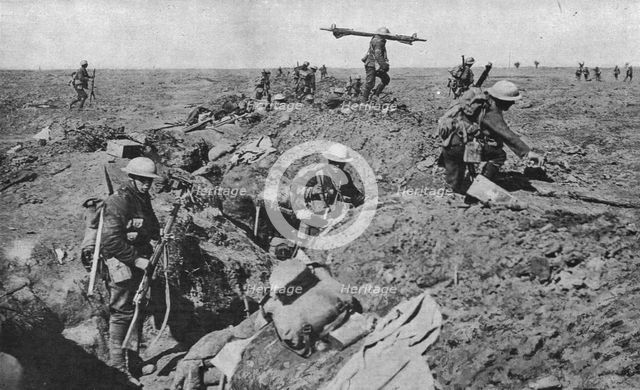 'La bataille de la Somme; Trois instantanes de l'attaque Britannique du 25 septembre..., 1916. Creator: Unknown.