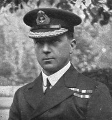 La bataille navale du Jutland; Le contre-amiral Horace Hood qui perit avec..., 1916 (1924) Creator: Unknown