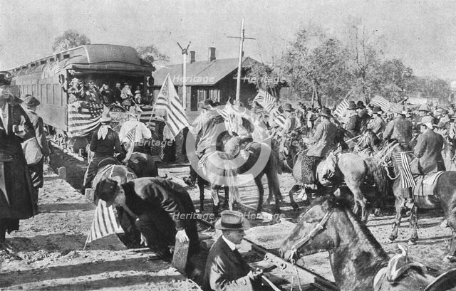 'La bataille presidentielle aux etats-unis; une scene typique de la campagne electorale..., 1916. Creator: Underwood & Underwood.