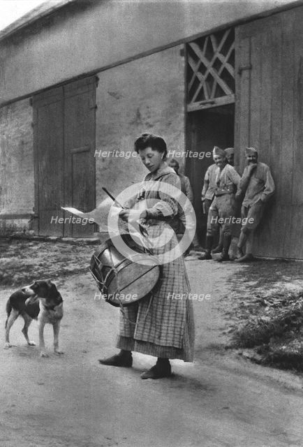 'La garde champetre; Derriere le front de la Somme, a Hangest-en-Santerre', 1916. Creator: Unknown.