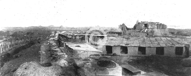 'La guerre moderne en Cameroun Nord ; un des forts allemands de Garoua, tel que le..., 1916. Creator: Unknown.