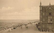 La Digue et la Plage (Promenade and the Beach), c1900. Creator: Unknown