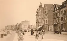 La Digue (The Promenade), c1900. Creator: Unknown