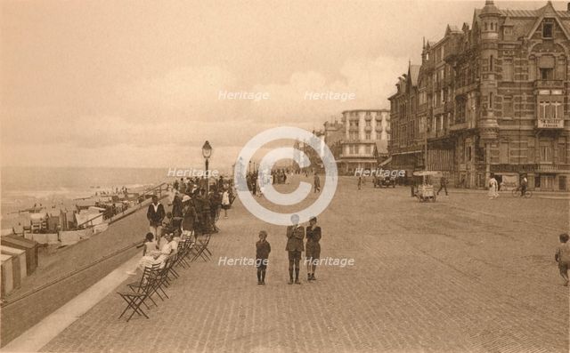 'La Digue', (The Promenade), c1900. Creator: Unknown.