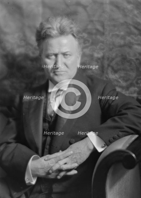 La Follette, Robert, Senator, portrait photograph, 1912 Apr. Creator: Arnold Genthe.