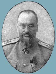 'La fin tragique des Romanof; le docteur Botkine, medecin du tsar, massacre aux cotes..., 1918. Creator: Unknown