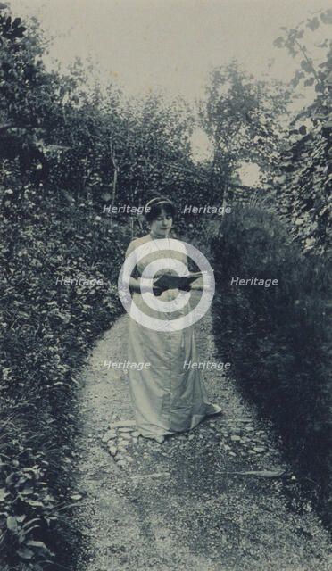 La lecture, c1900. Creator: Edgar Haincque de Saint-Senoch.